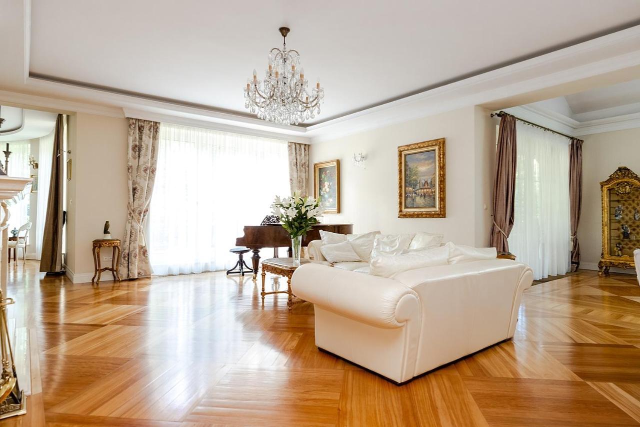Luxury Villa Indoor Pool Warsaw Magdalenka Экстерьер фото